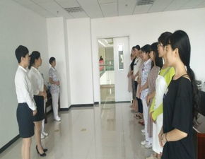 改變從我做起,服務(wù)從心開始丨唐山市婦幼保健院舉辦醫(yī)療服務(wù)禮儀培訓(xùn)